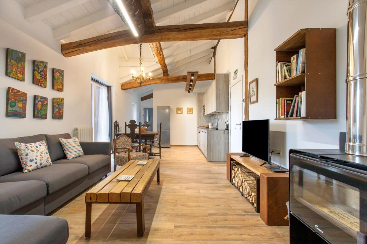 Apartamentos Turisticos Rurales Iturburuarena Alkotz ภายนอก รูปภาพ